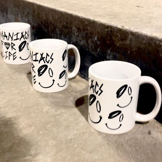 MANIAC MUG